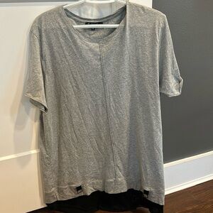 Ron Tomson. Men’s, gray, w/ black accents, short sleeve t-shirt.